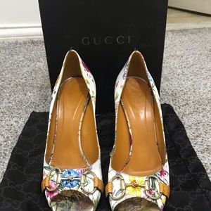 Floral Gucci heels.